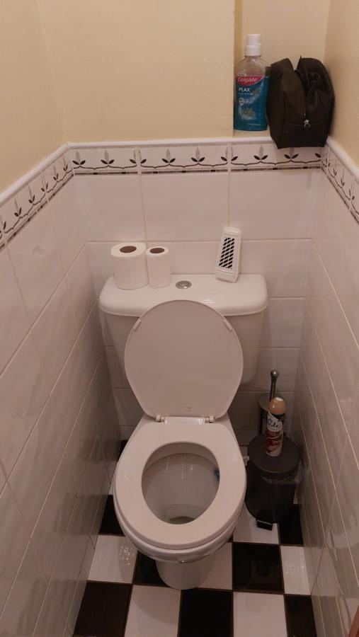 Small Single Room ليتيركيني المظهر الخارجي الصورة